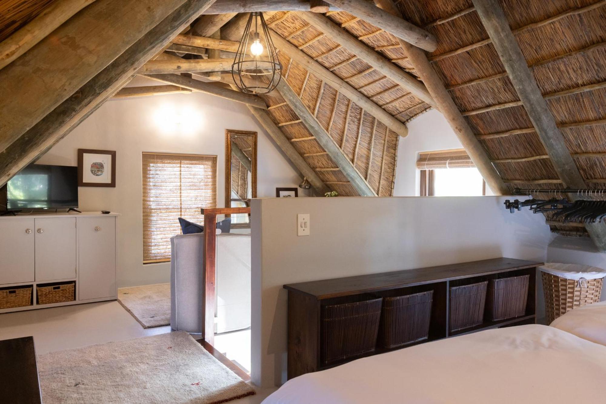 Serene, Thatched Apartment In Noordhoek, Κέιπ Τάουν Εξωτερικό φωτογραφία